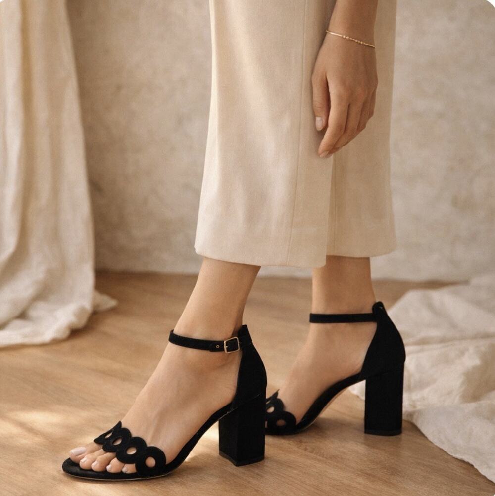 Kate Spade NY Sz 8.5 Blk Suede Caged Scallop Band Ankle Patent Lthr Block Heel